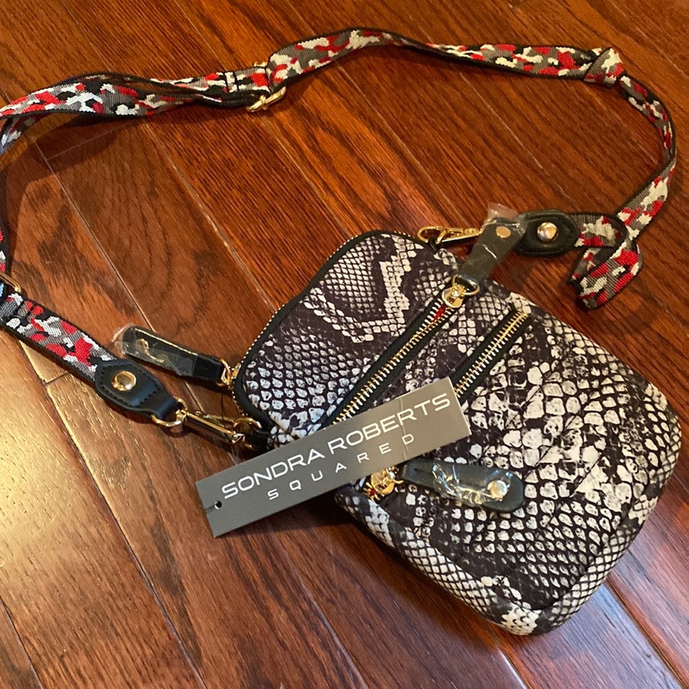 NWT Sondra Roberts cross body bag